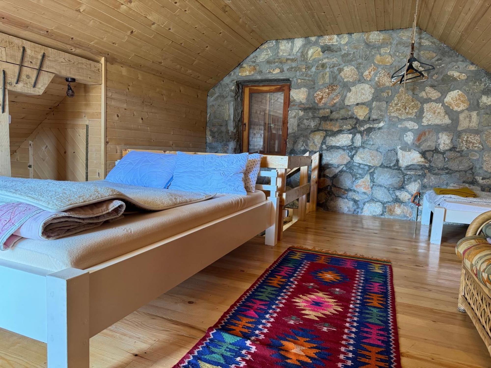 Mountain House Varda Ledenice Eksteriør billede