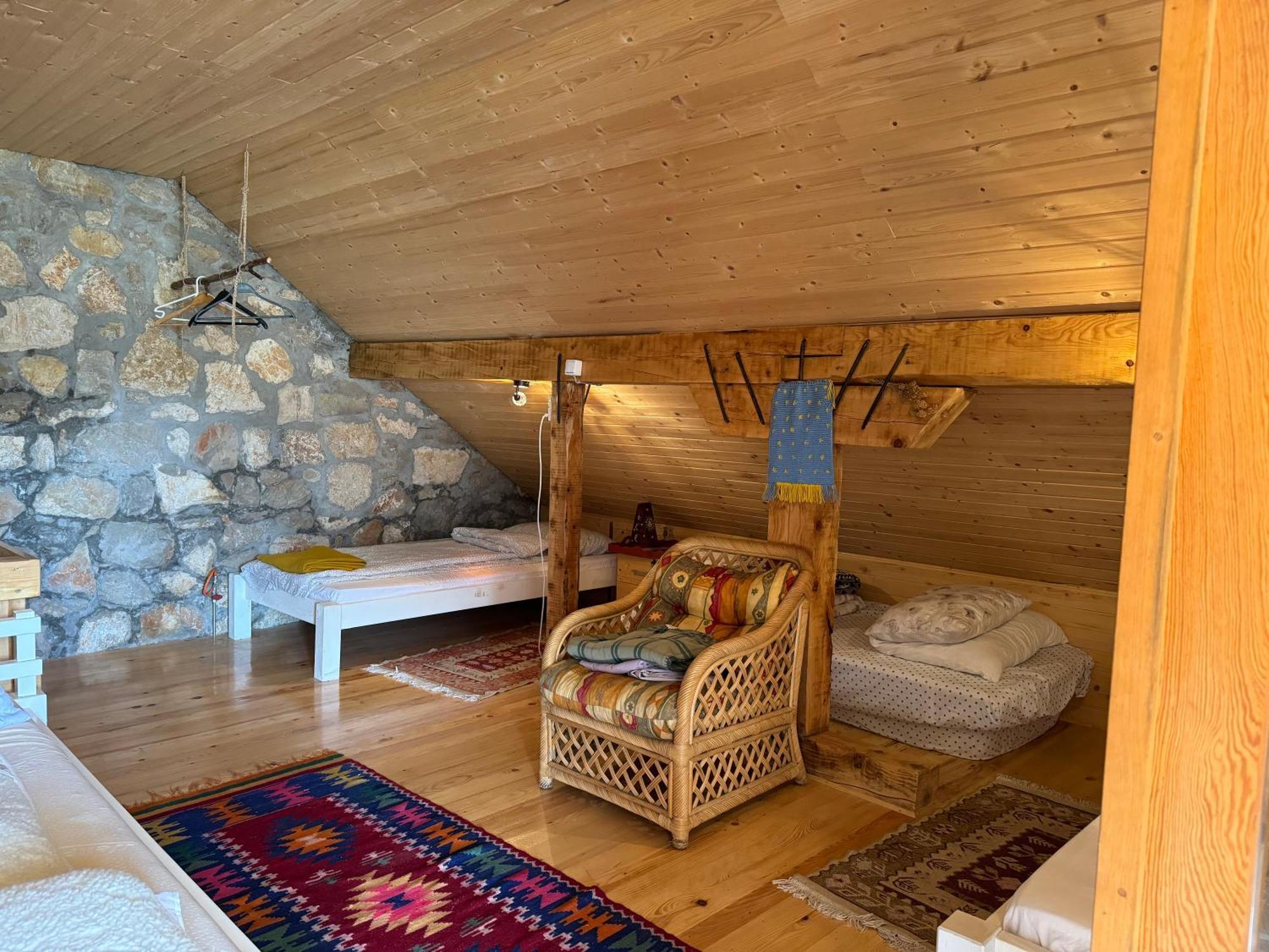 Mountain House Varda Ledenice Eksteriør billede